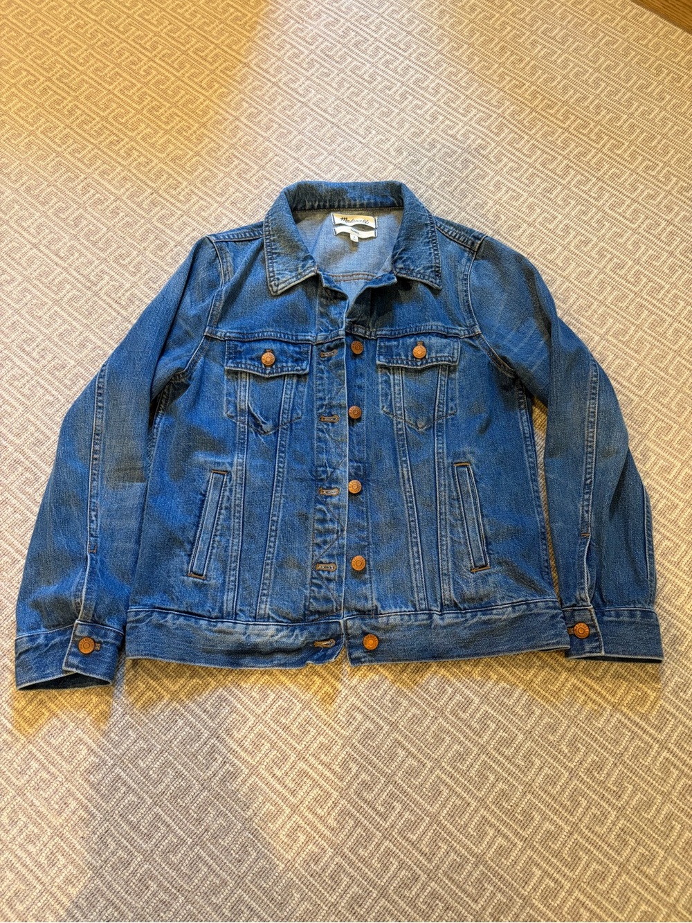 Madewell Classic Denim Jacket in Medium Blue